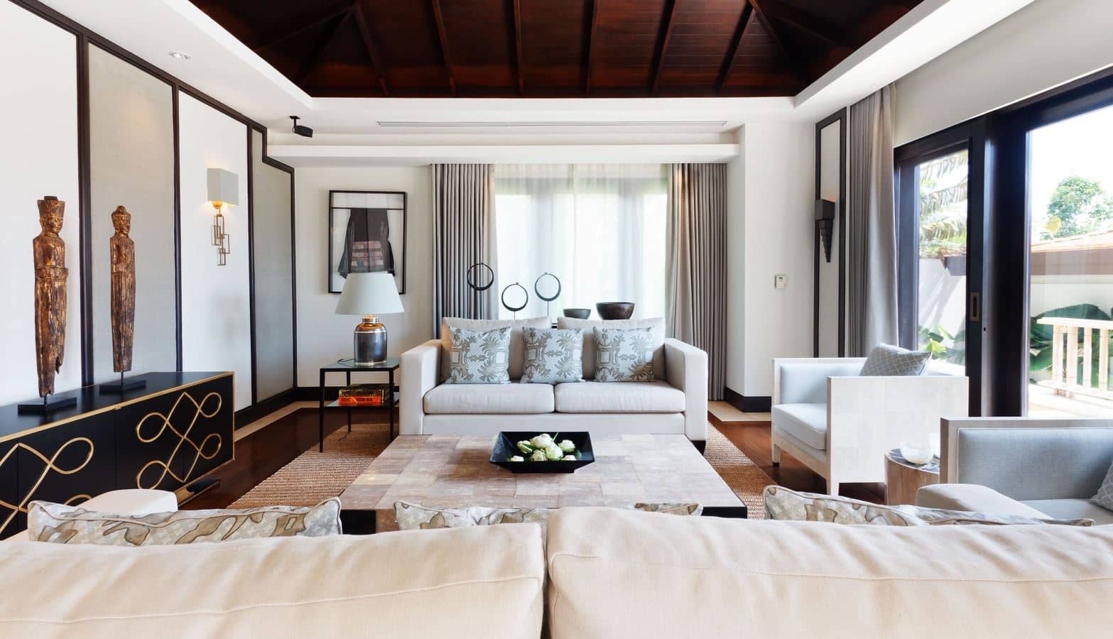 rooms-6-bedroom-ocean-front-residence