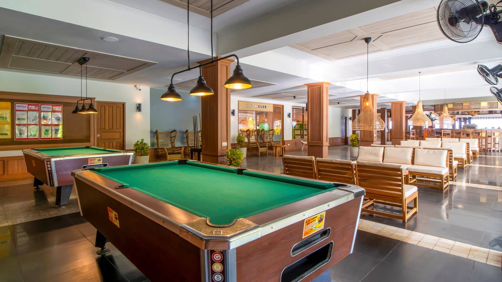 bars-lobby-bar