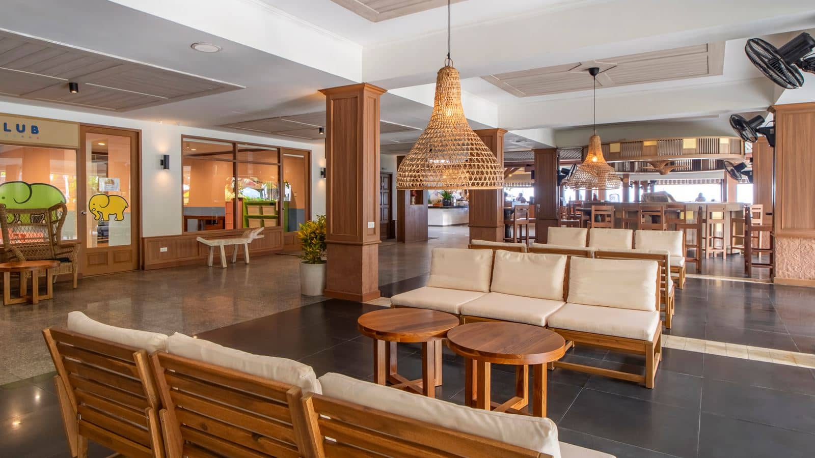 bars-lobby-bar