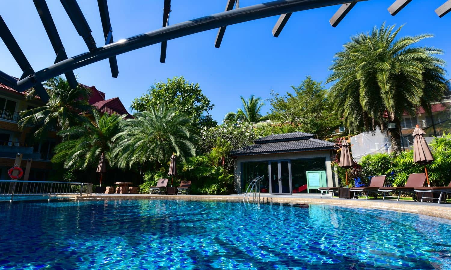 pools-outdoor-pool