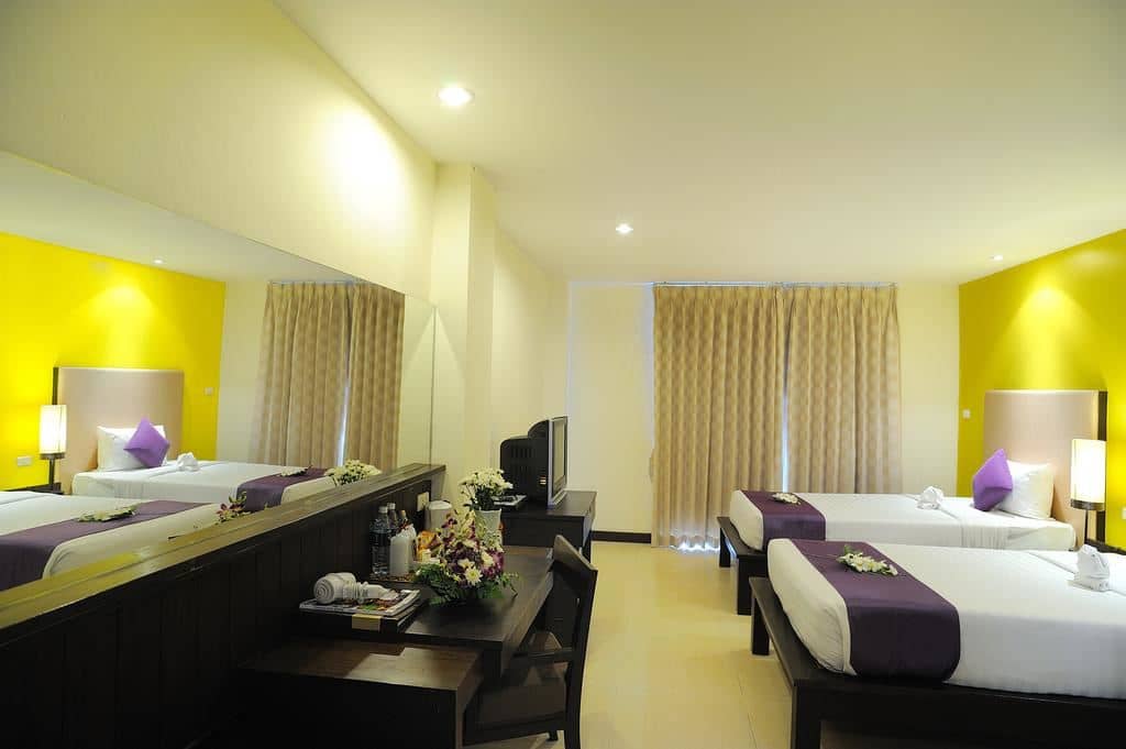 rooms-superior-room
