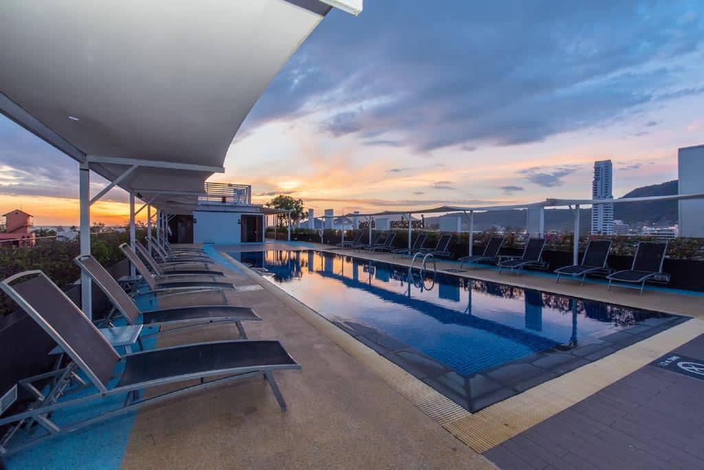 pools-outdoor-pool