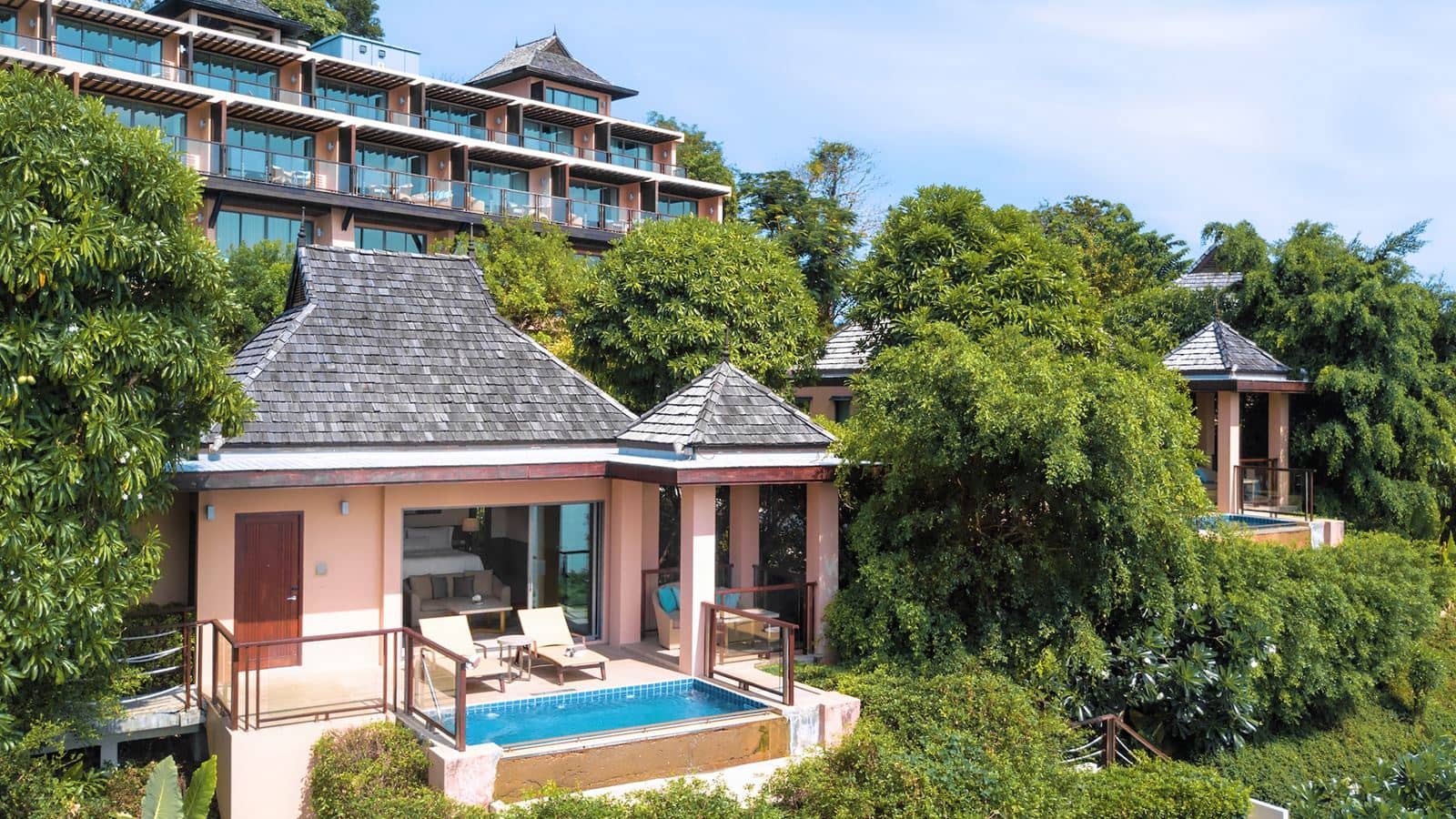 rooms-sala-pool-villa-seaview