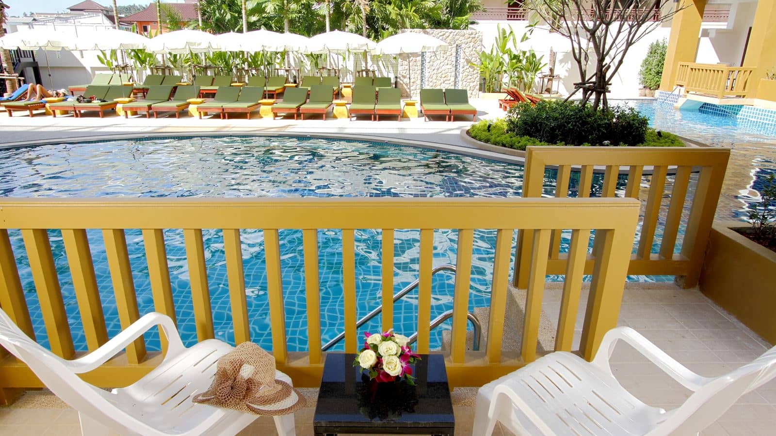 rooms-aqua-pura-room