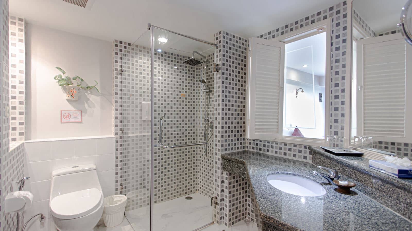 rooms-deluxe-pool-access