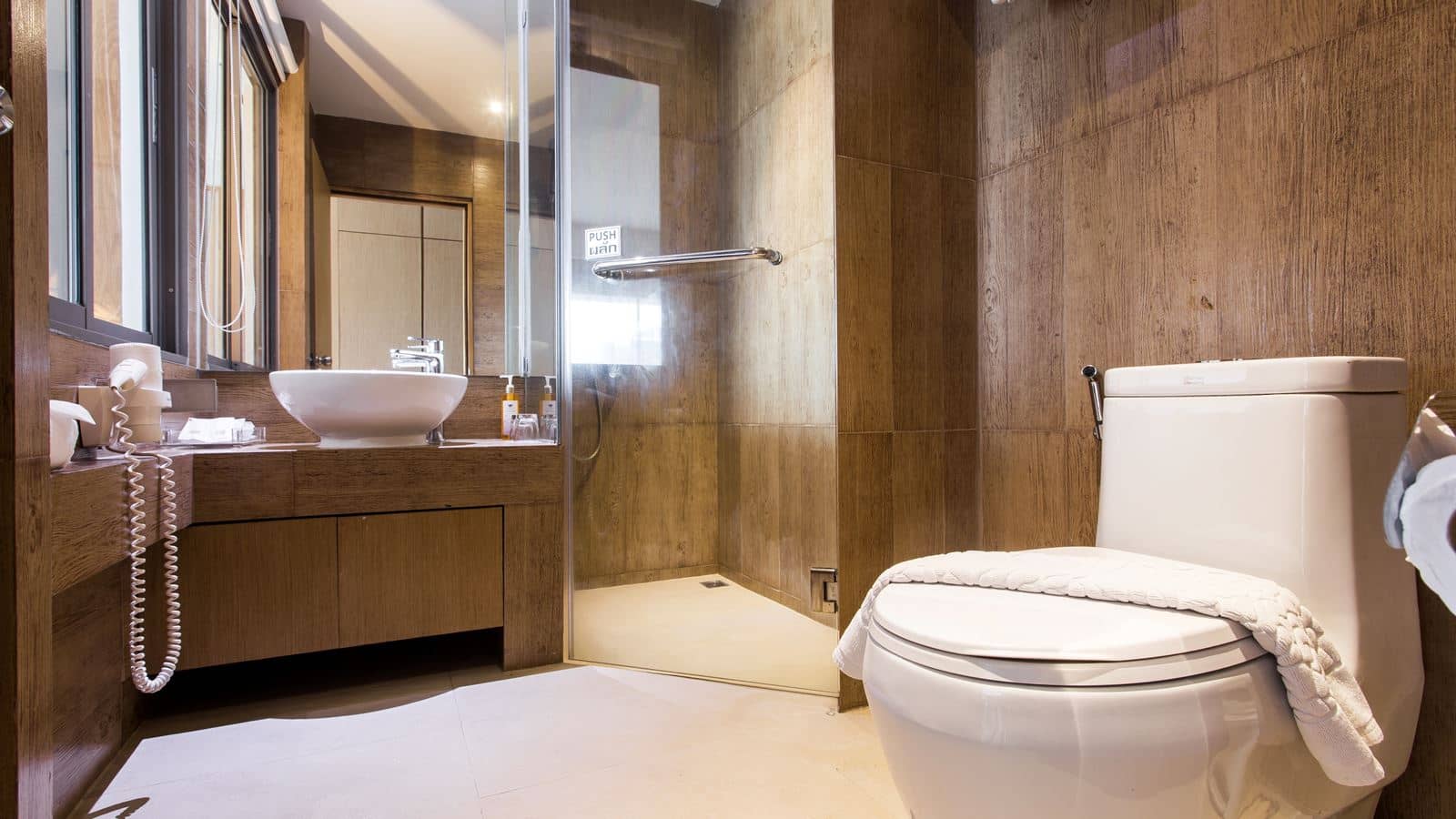 rooms-superior-room