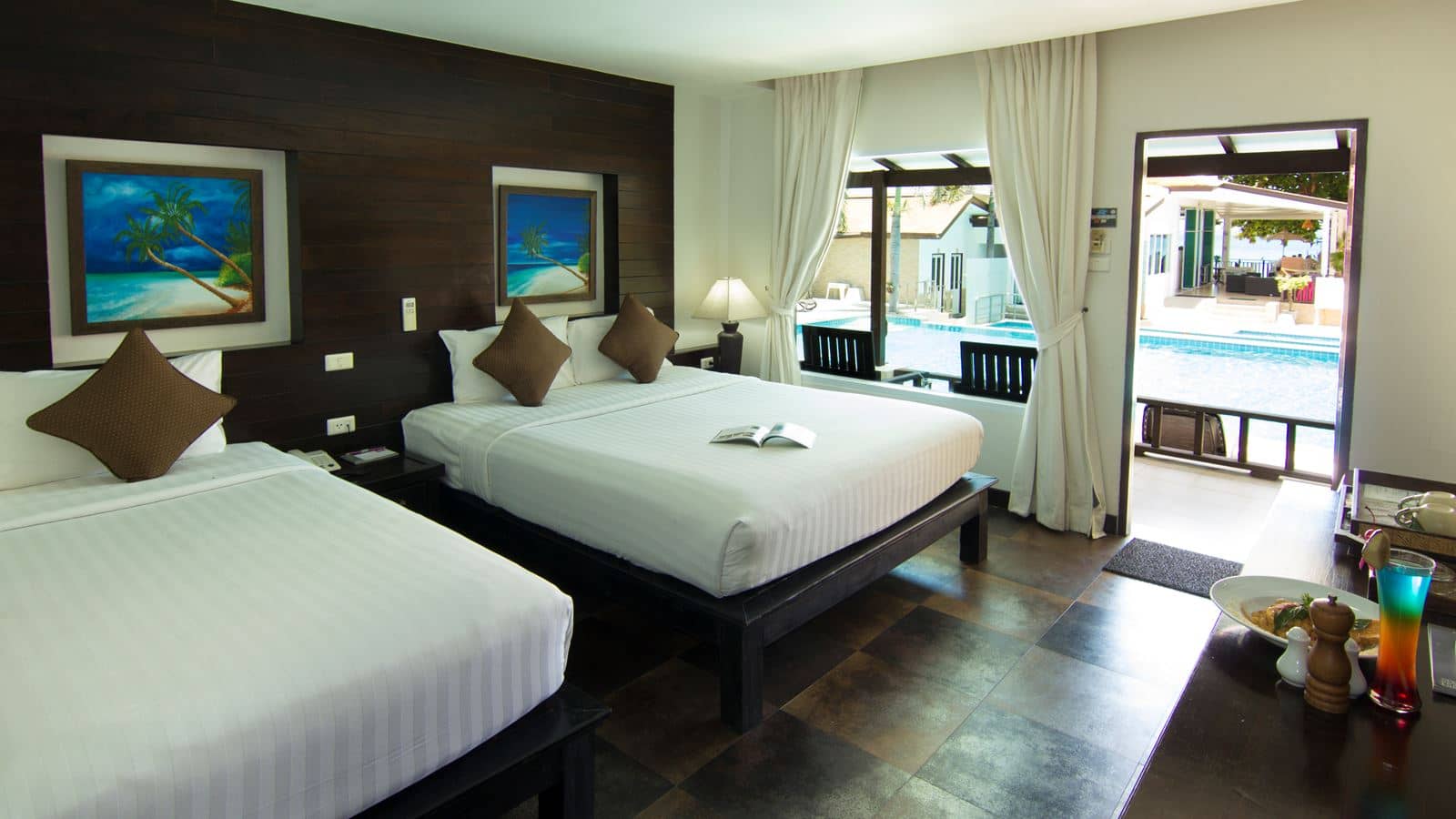 rooms-superior-pool-side