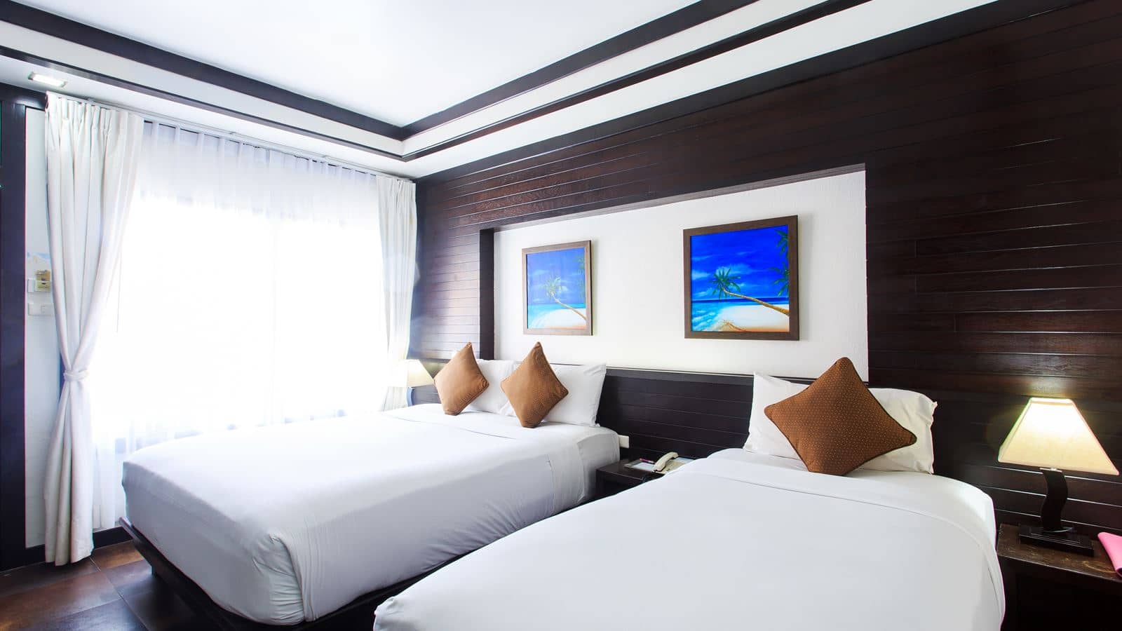 rooms-superior-pool-side