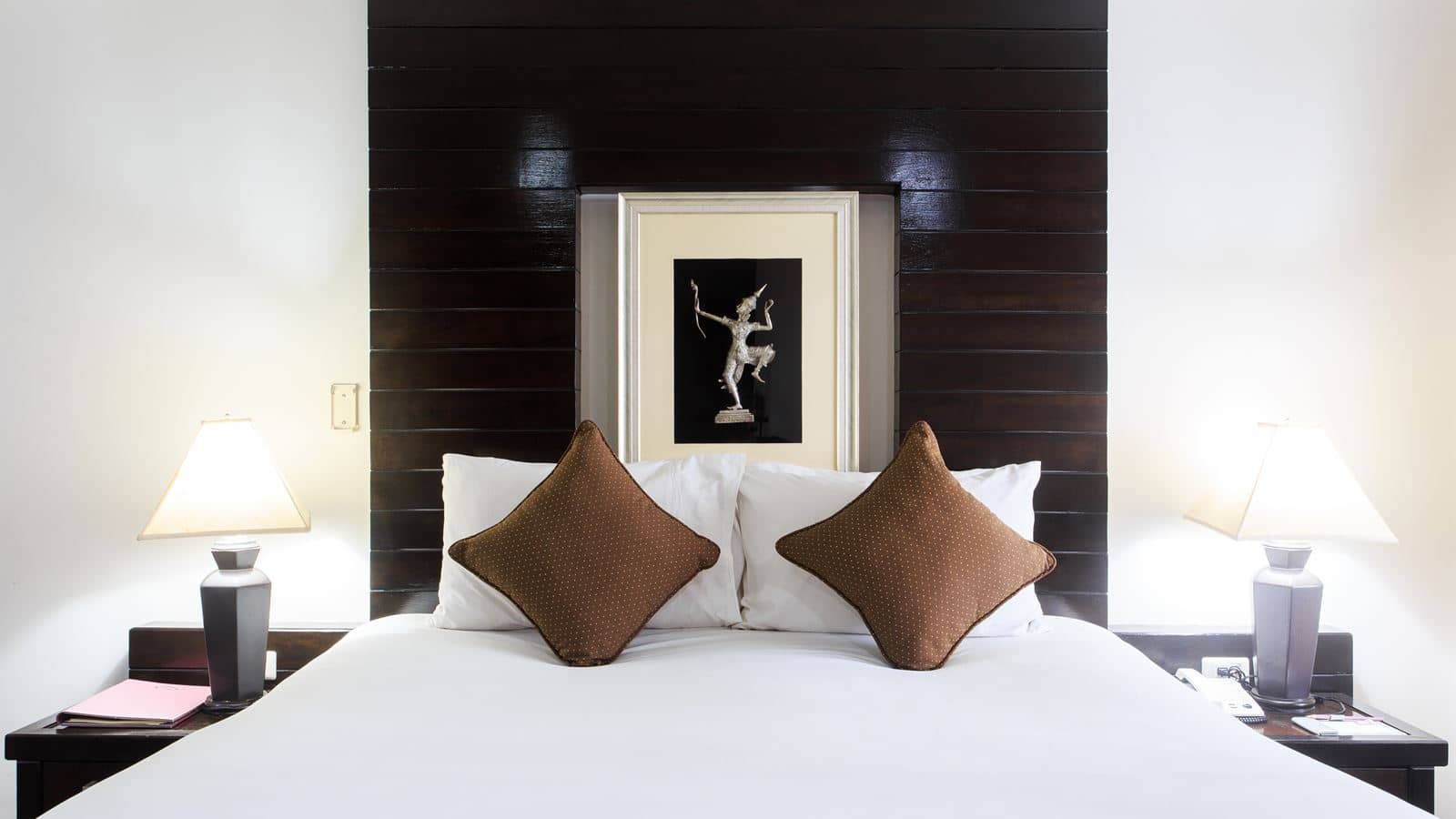 rooms-deluxe-garden-bungalow