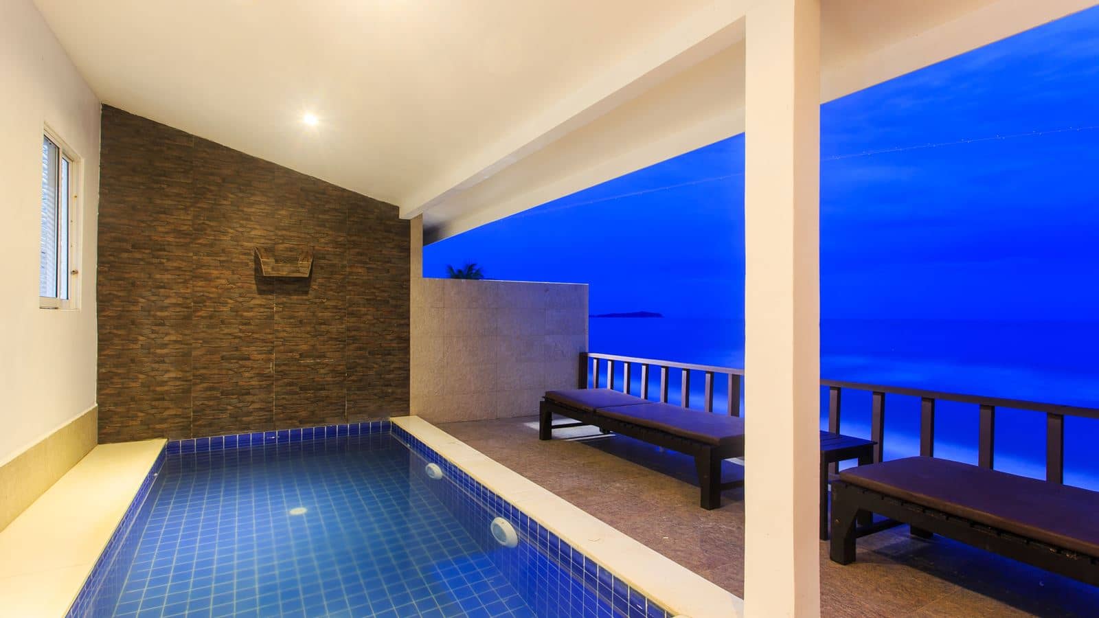 rooms-beach-front-pool-villa