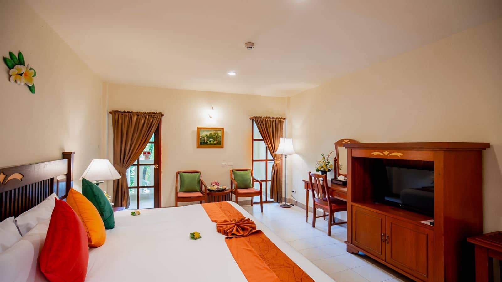 rooms-superior-room