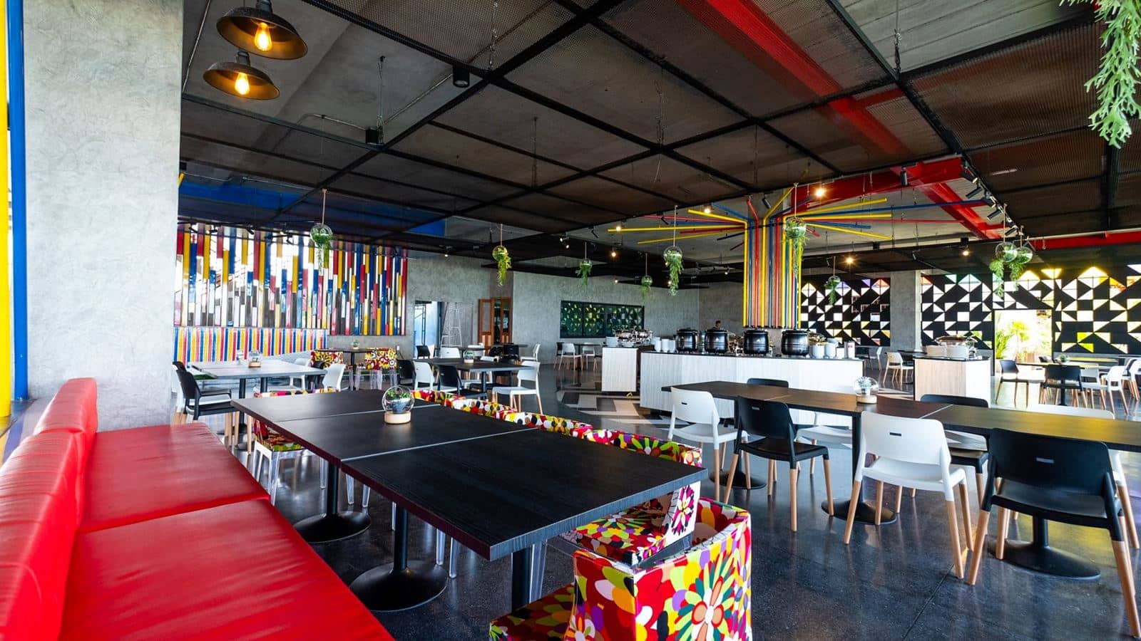 restaurants-play-ground