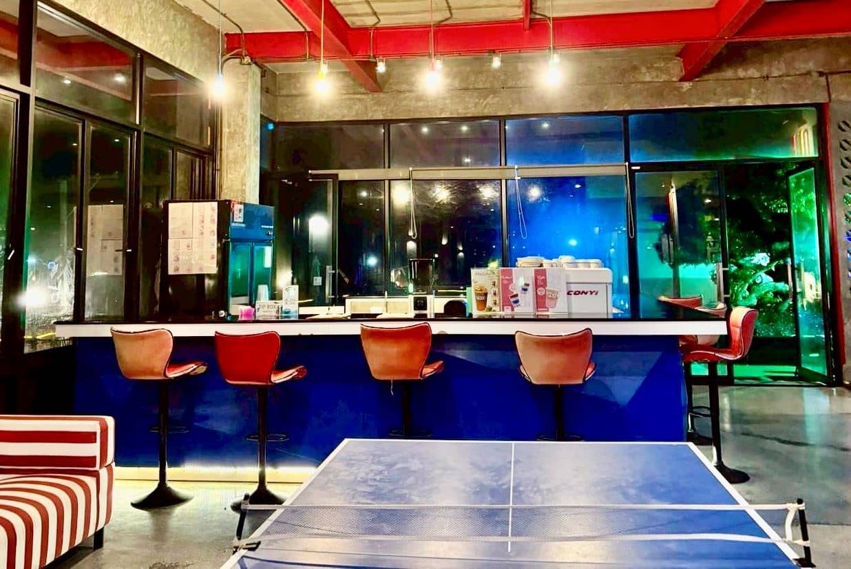 bars-play-bar