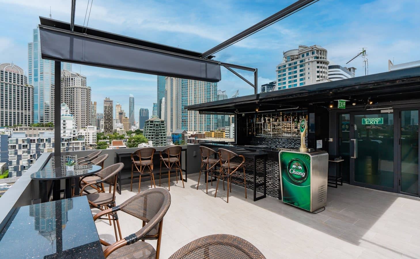 bars-sky-bar