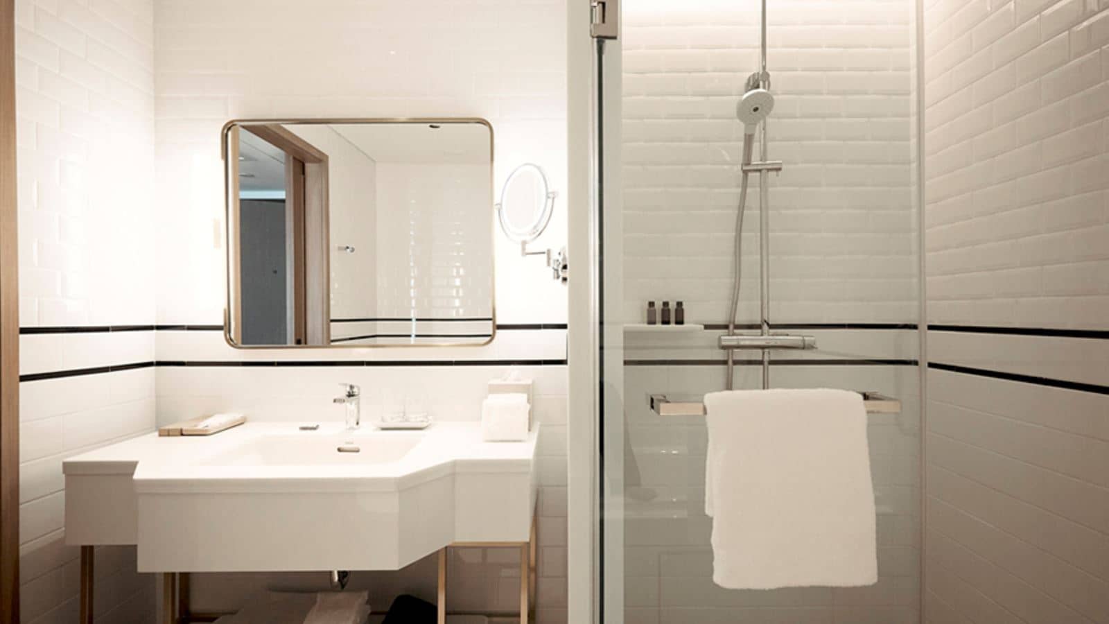 rooms-premier-room