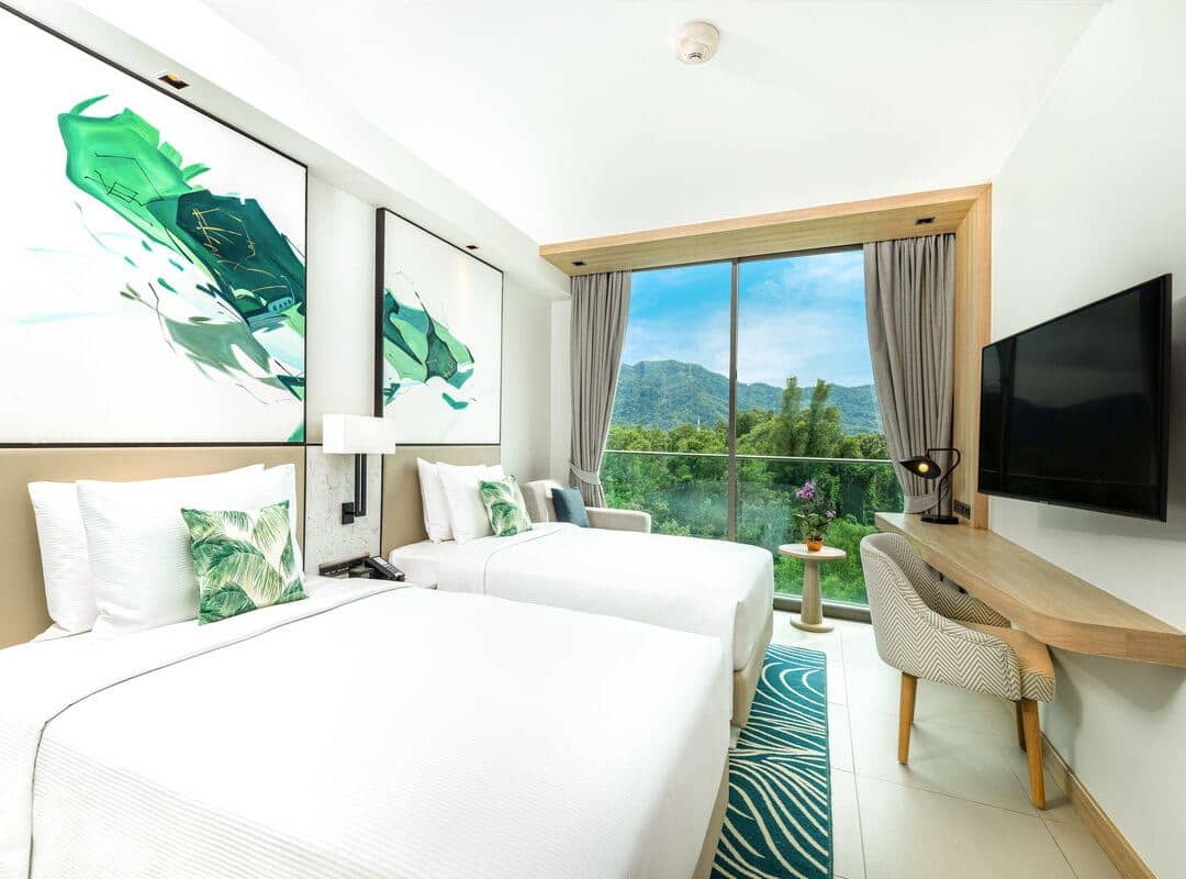 rooms-deluxe-room-with-garden-view
