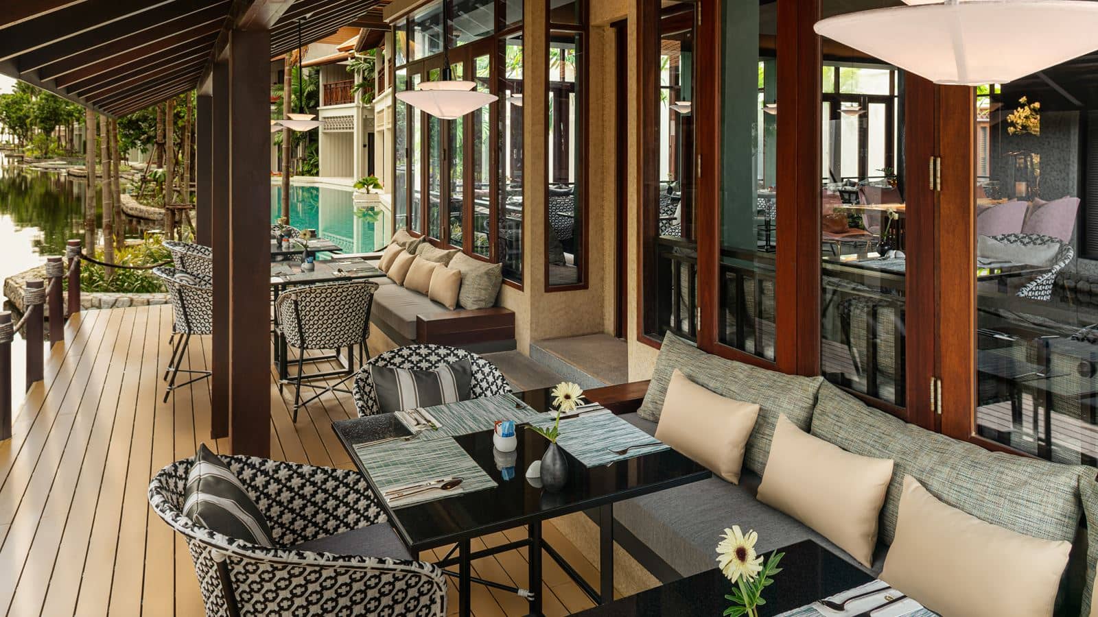 restaurants-patio