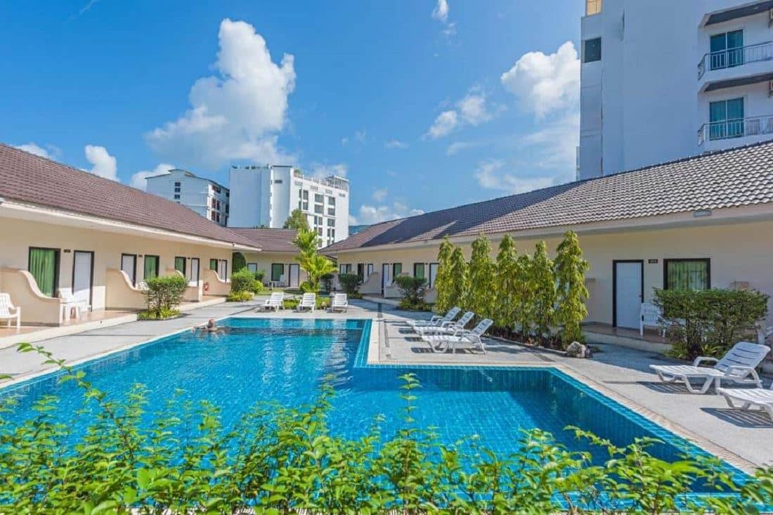 pools-outdoor-pool