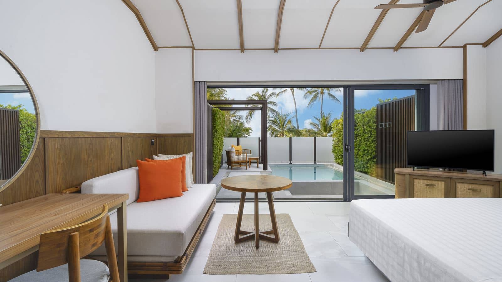rooms-pool-villa