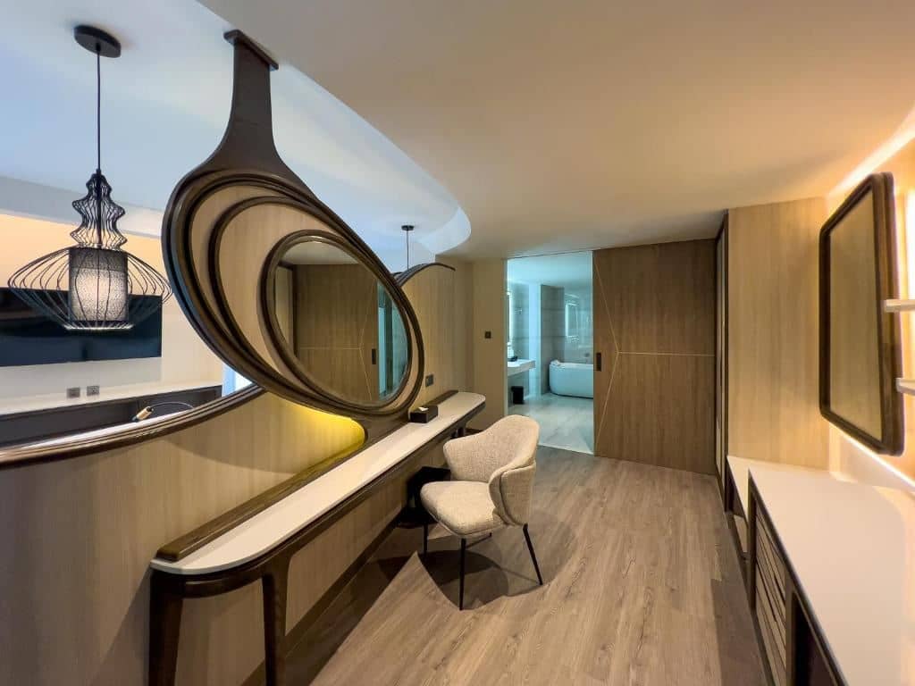 rooms-amethyst-junior-executive-room