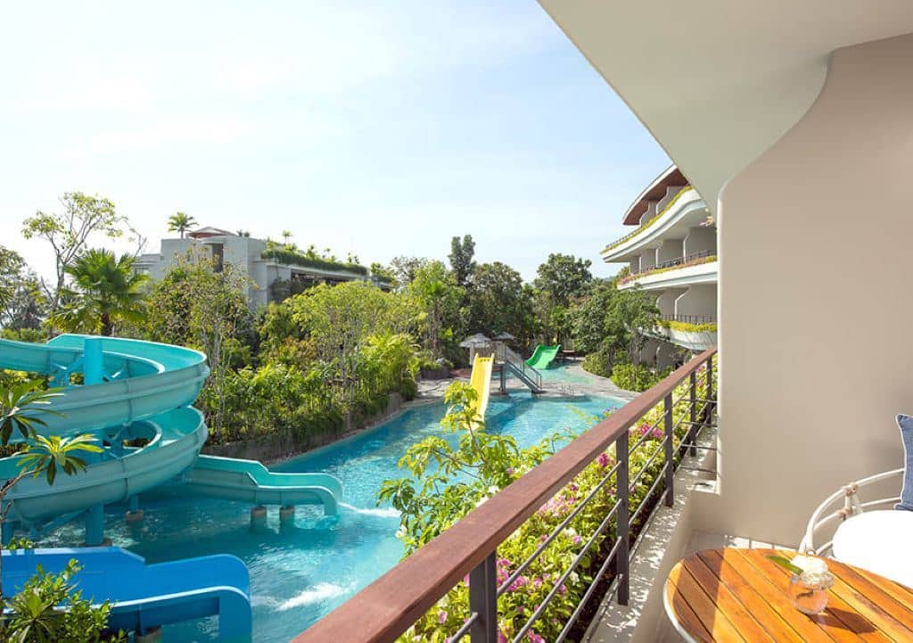 rooms-family-pool-view-suite