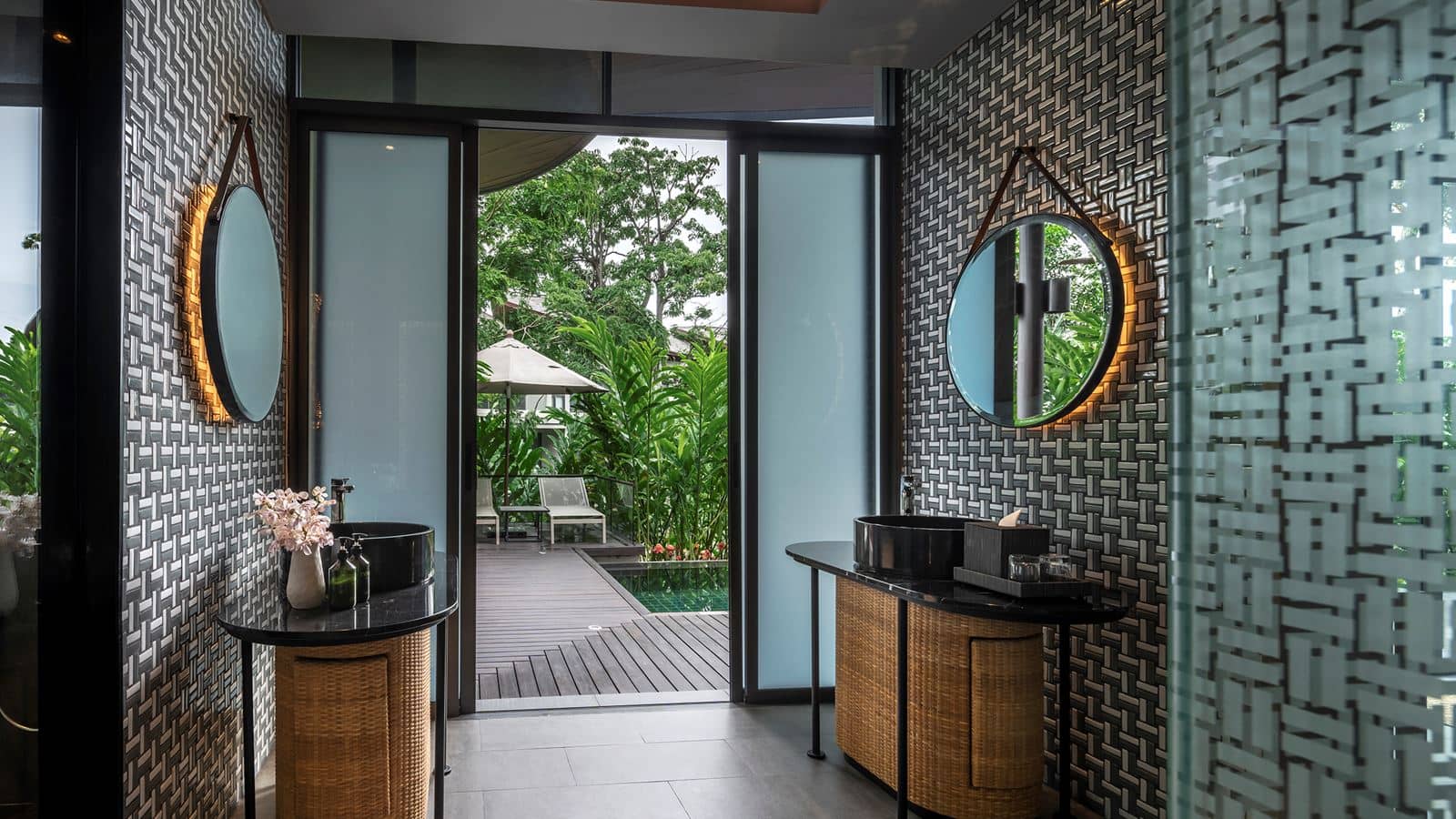 rooms-tree-villa-with-private-pool