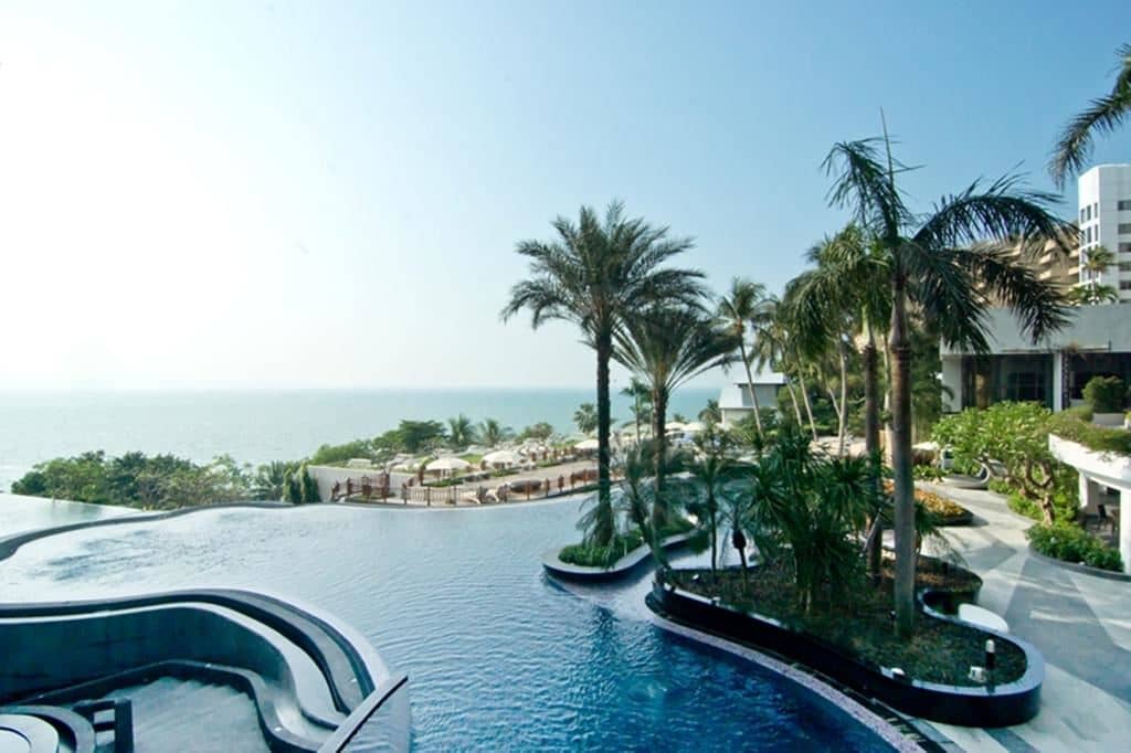 pools-outdoor-pool