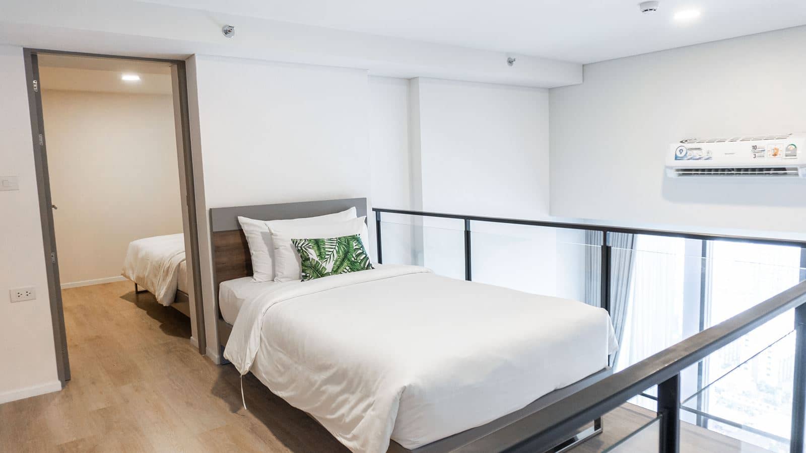 rooms-two-bedroom-duplex-suite