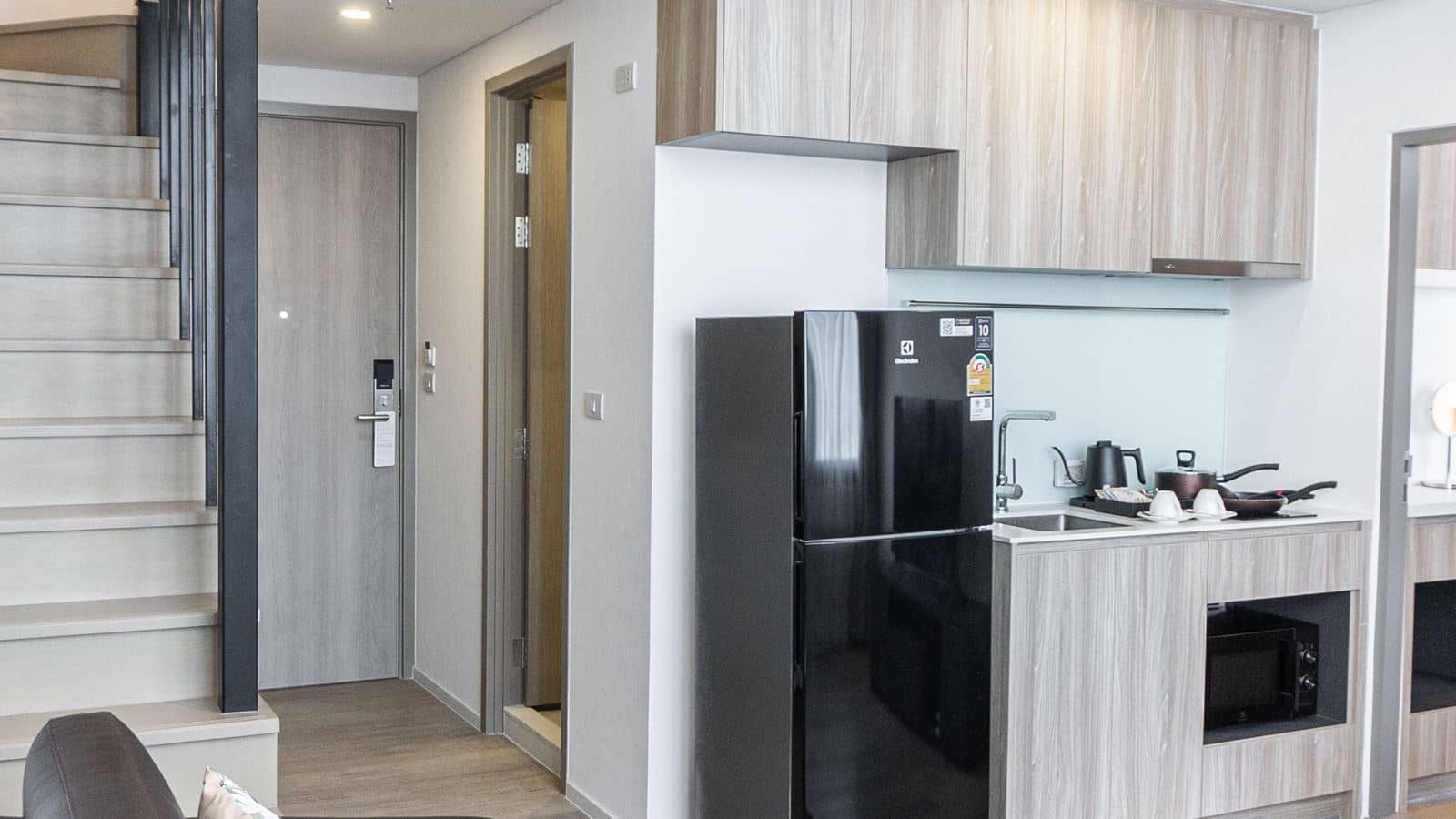 rooms-two-bedroom-duplex-suite
