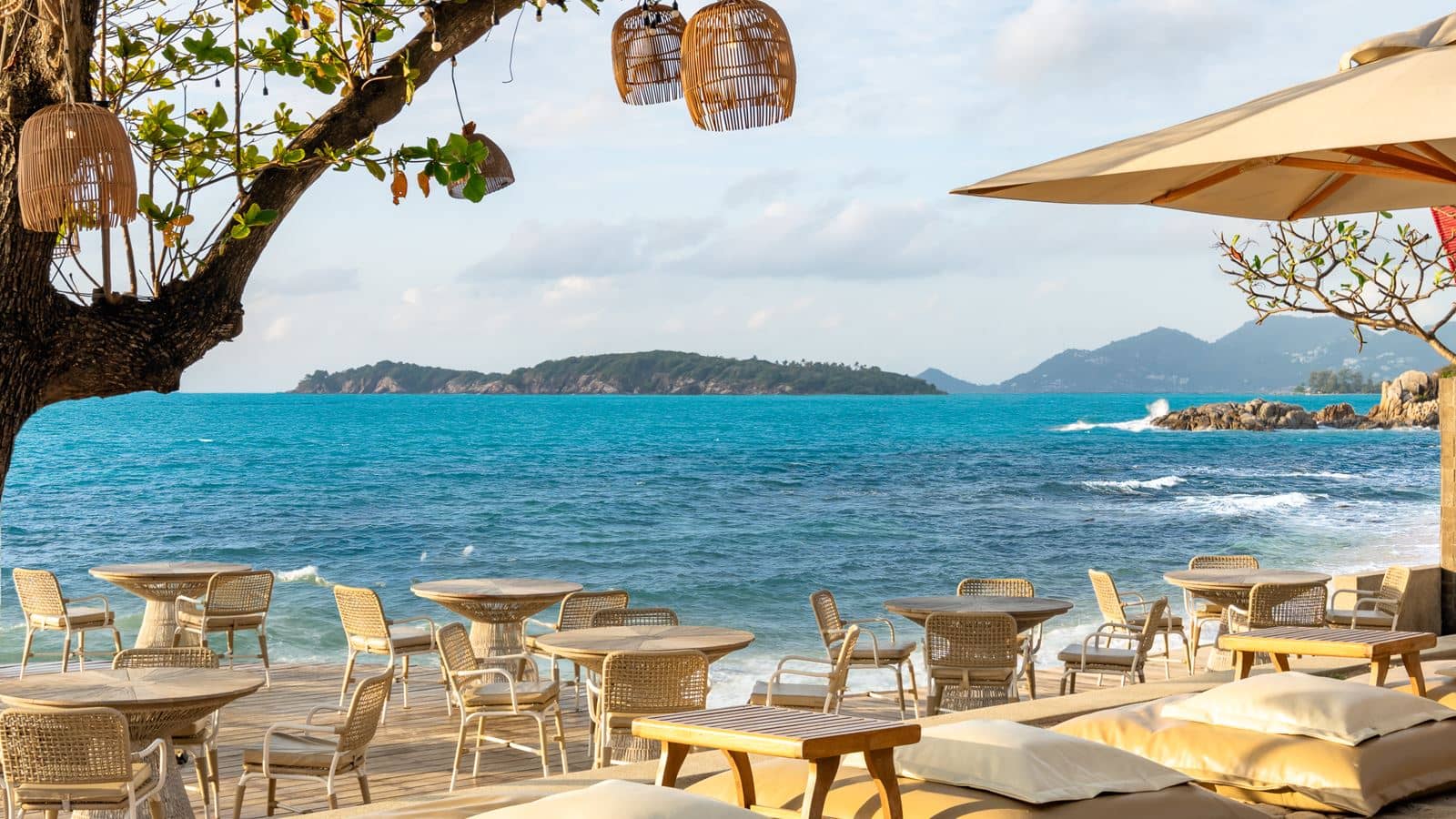bars-saii-beach-club