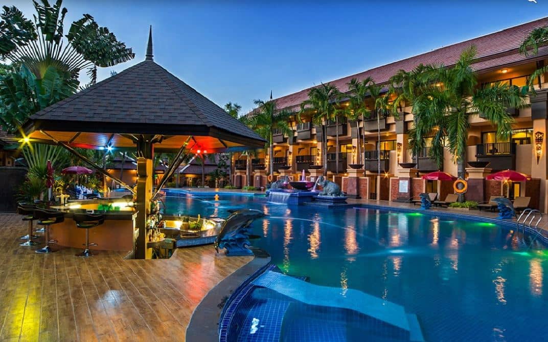 pools-outdoor-pool