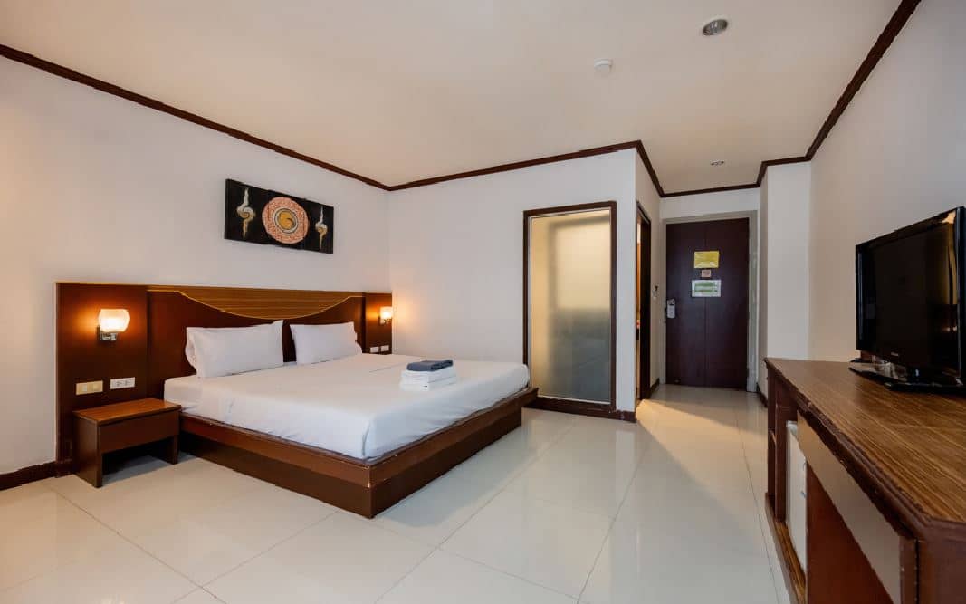 rooms-superior-room
