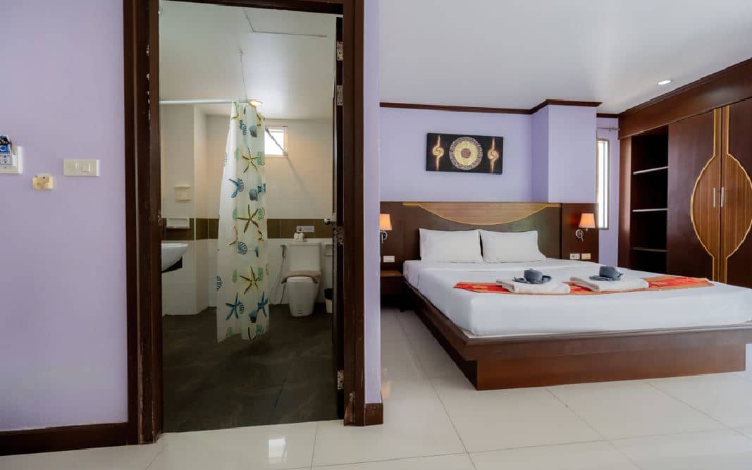 rooms-superior-room