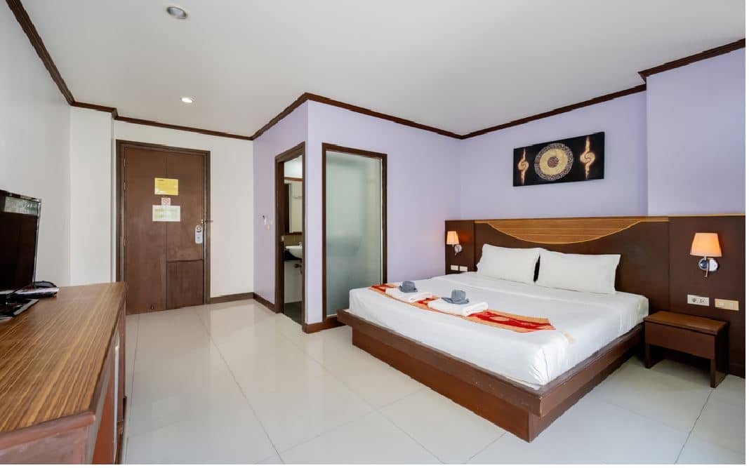 rooms-superior-room