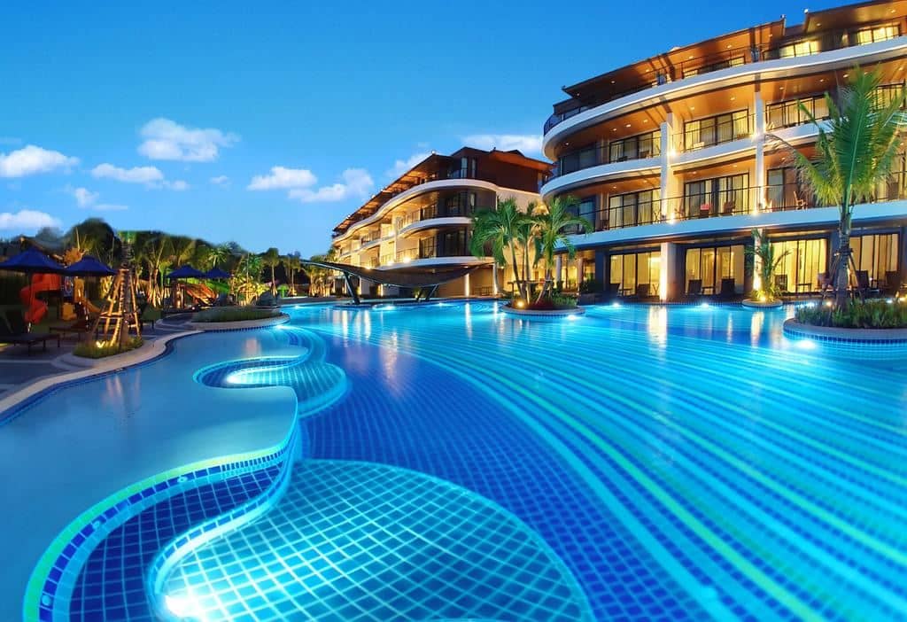 pools-outdoor-pool