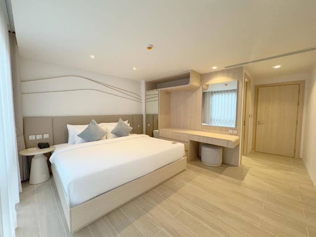rooms-family-suite-plus-with-outdoor-bathtub