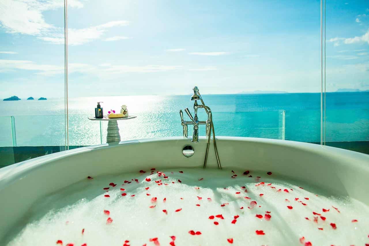 rooms-club-panoramic-ocean-view-suite