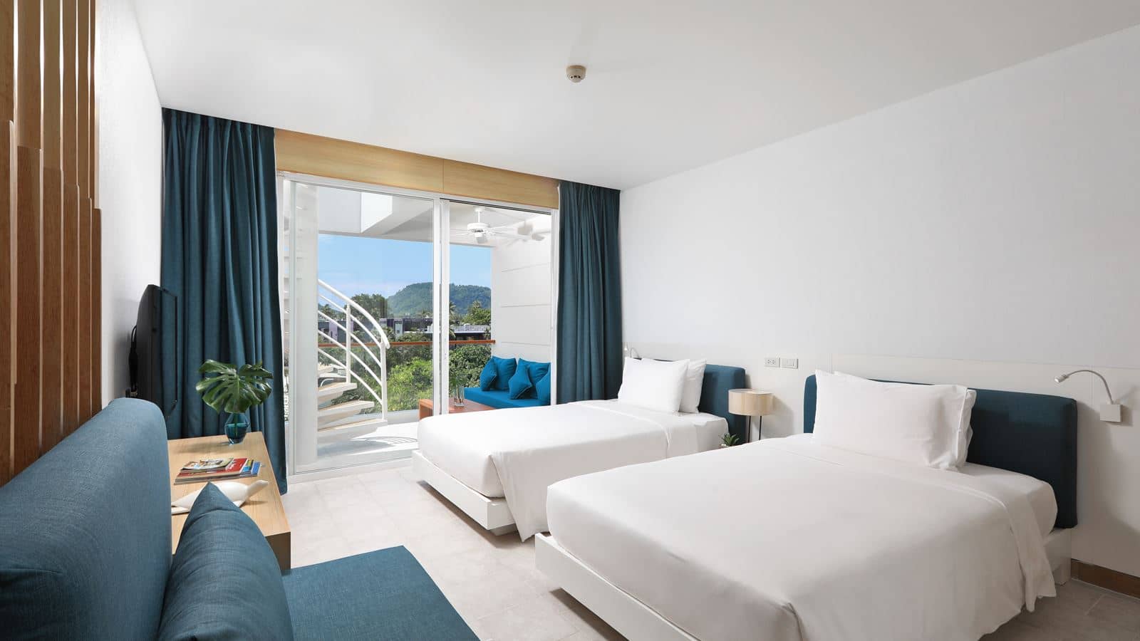 rooms-moonlight-deluxe-room