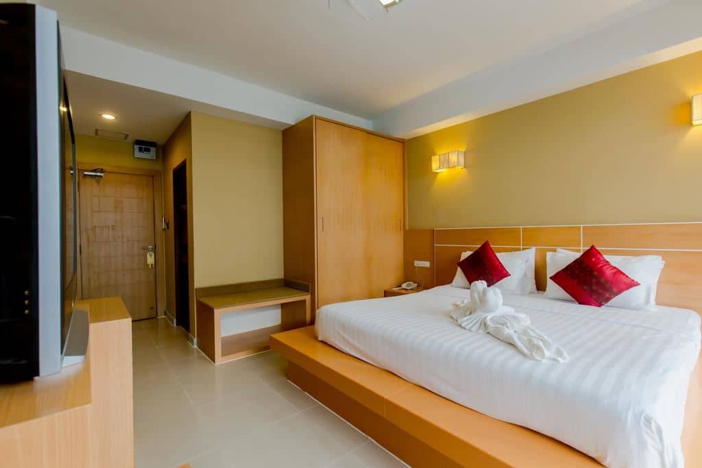 rooms-standard-room--separated-building-with-no-elevator