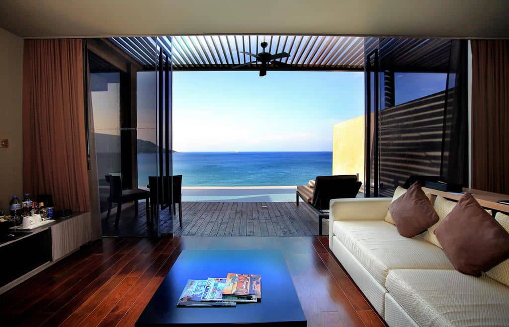 rooms-deluxe-suite