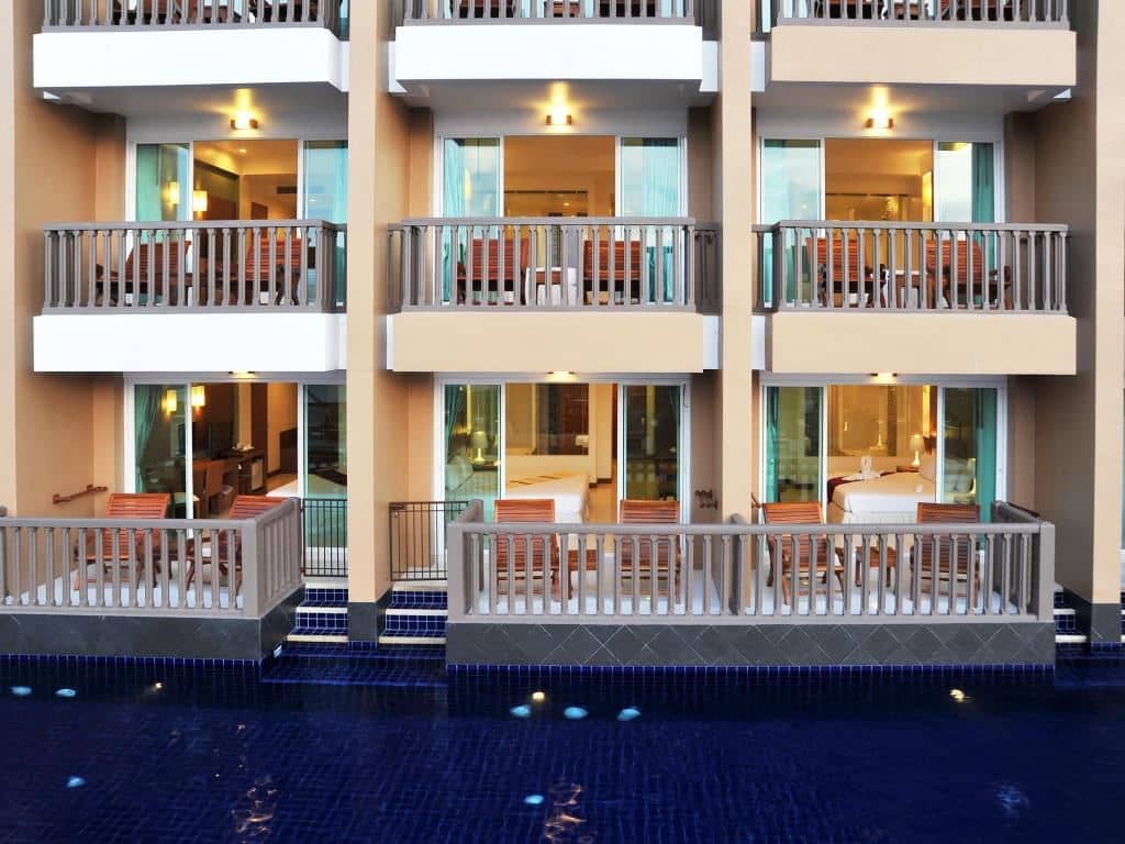 rooms-princess-deluxe-pool-access-seaview