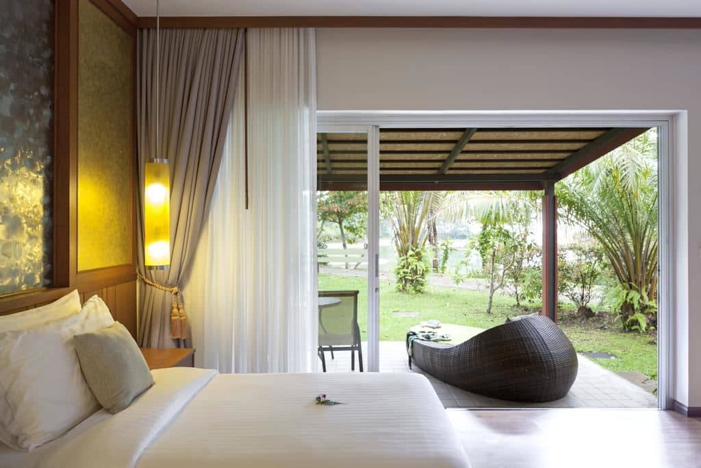 rooms-villa-premier