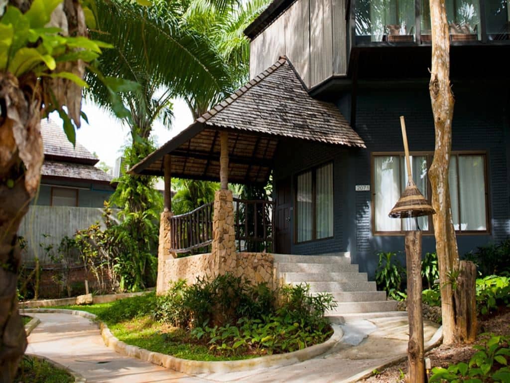 rooms-villa-garden-view