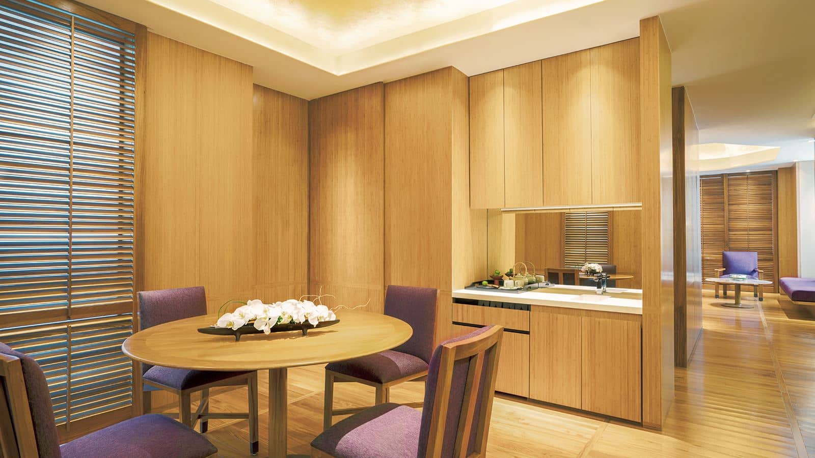 rooms-golden-bo