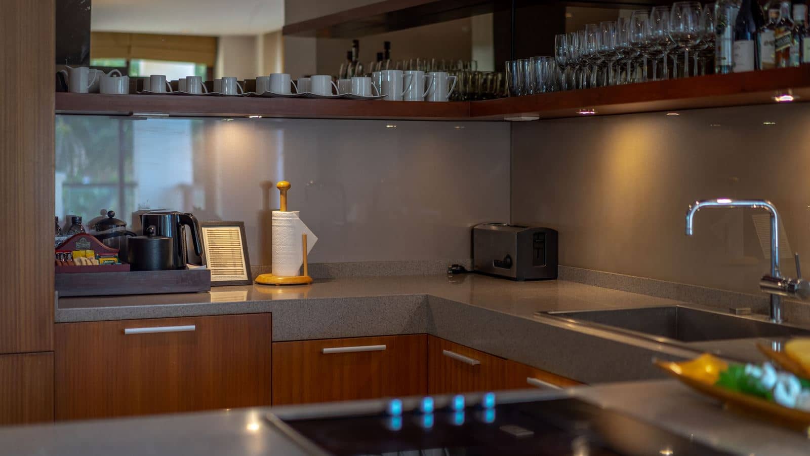 rooms-seaview-jacuzzi-penthouse-3-bedroom