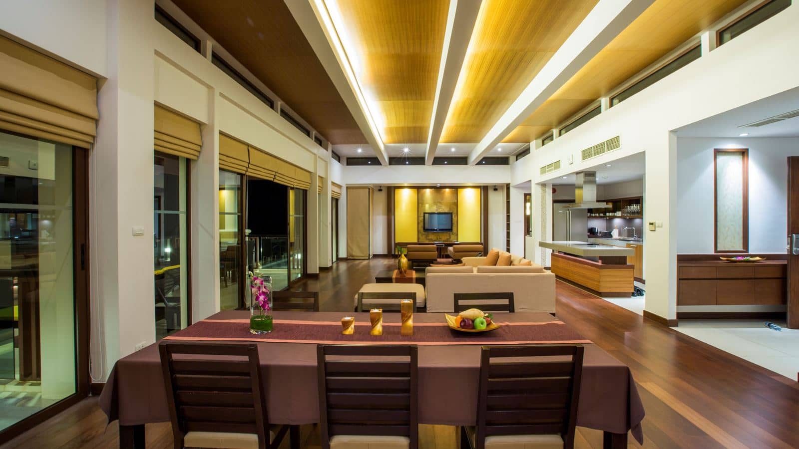 rooms-royal-seaview-jacuzzi-penthouse-3-bedroom