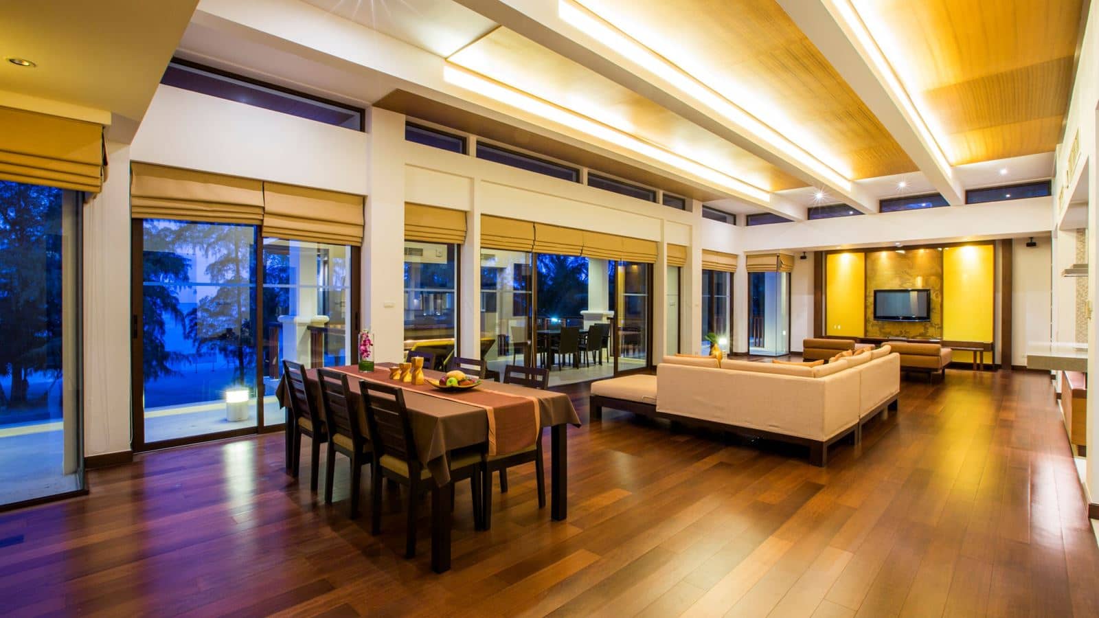 rooms-royal-seaview-jacuzzi-penthouse-3-bedroom