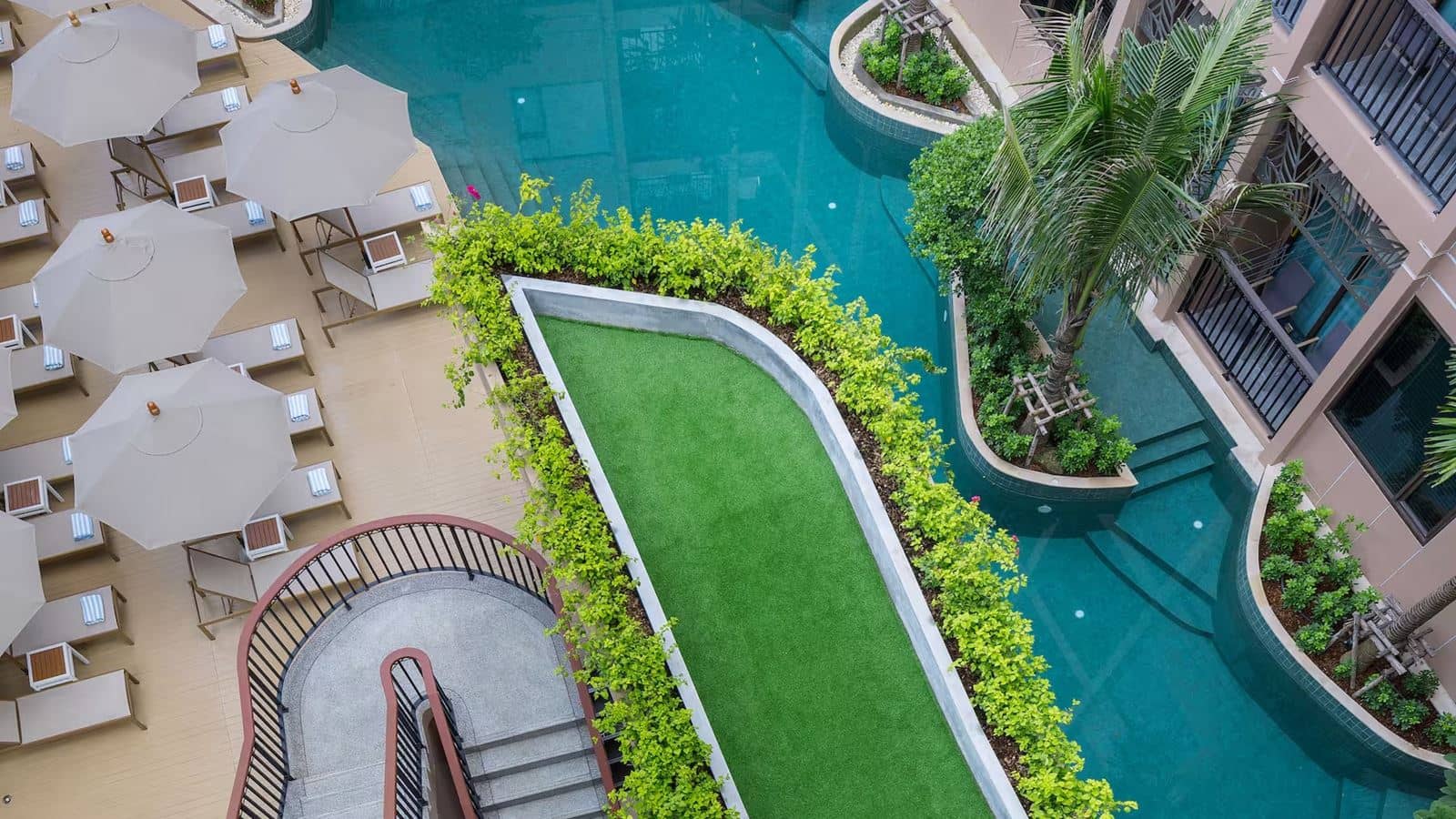 pools-outdoor-pool
