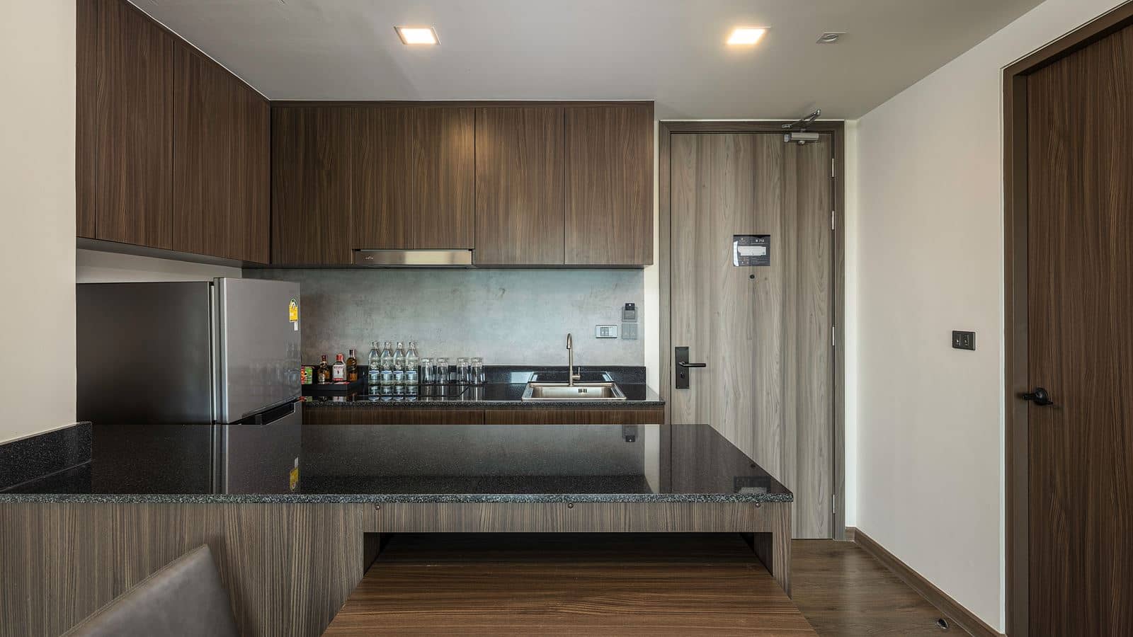 rooms-2bedroom-suite