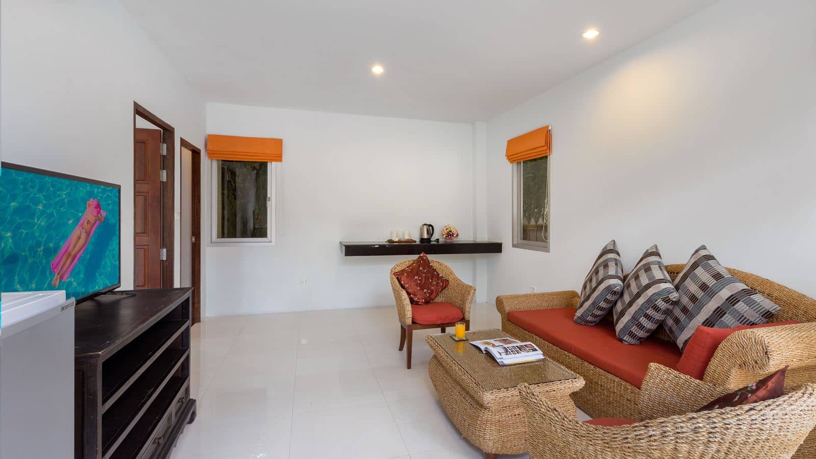 rooms-1-bed-room-suite
